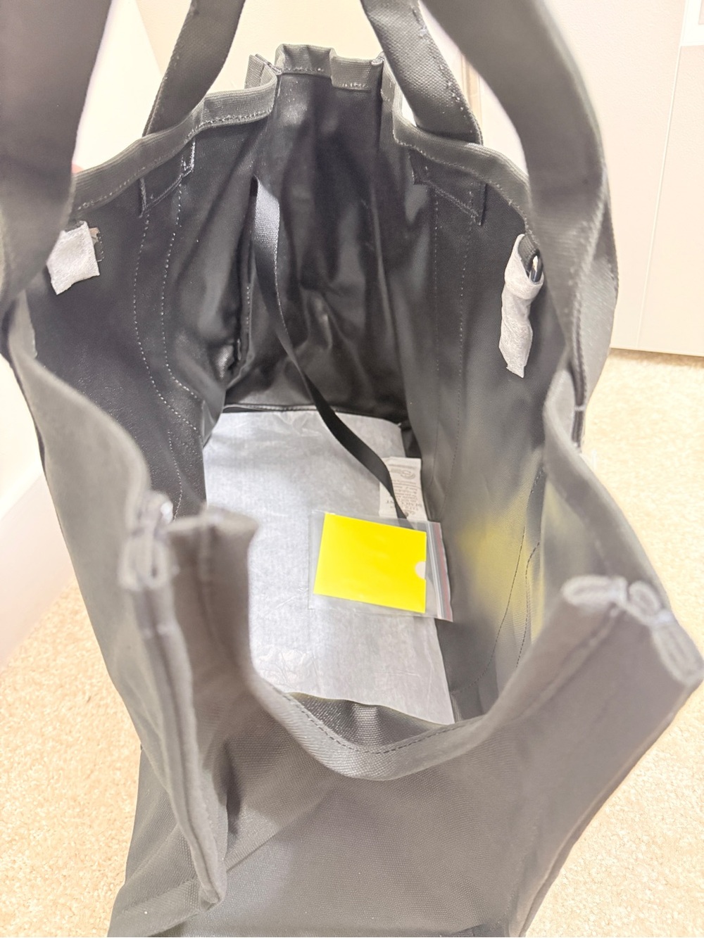 NWT Marc Jacobs THE DOGGY BAG - black - Picture 4 of 8